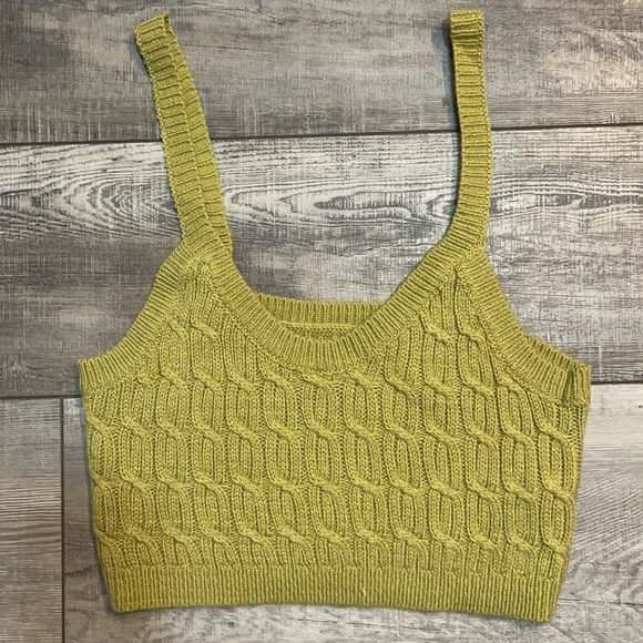 Green knit Crop Top - Picture 11 of 12